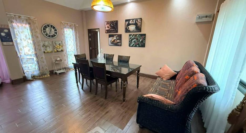 For sale 4 ベッドルーム villa in Huay Yai, Pattaya