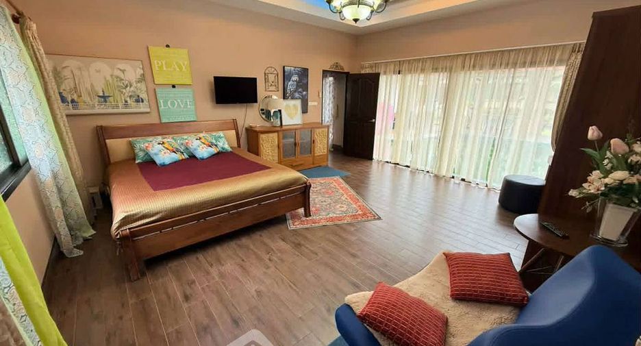 For sale 4 ベッドルーム villa in Huay Yai, Pattaya