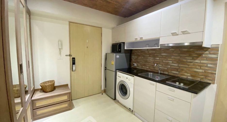 For sale 1 bed condo in Watthana, Bangkok