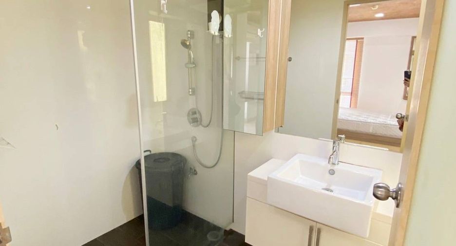 For sale 1 bed condo in Watthana, Bangkok