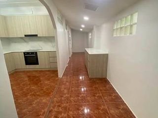 Haus zum Kauf mit 5 Zimmer in Bang Lamung, Chonburi