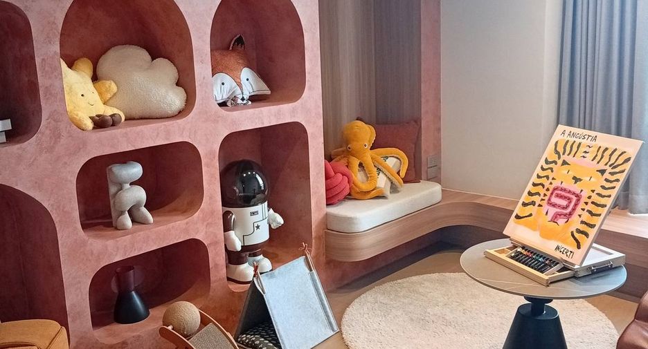 For sale 3 bedrooms condo in Bang Kho Laem, Bangkok