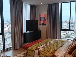 For sale 3 bedrooms condo in Bang Kho Laem, Bangkok
