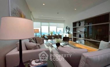 For sale 2 bedrooms condo in Pathum Wan, Bangkok