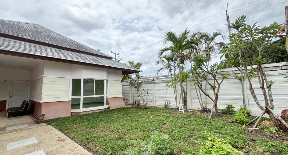 For sale 2 ベッドルーム house in Hua Hin, Prachuap Khiri Khan