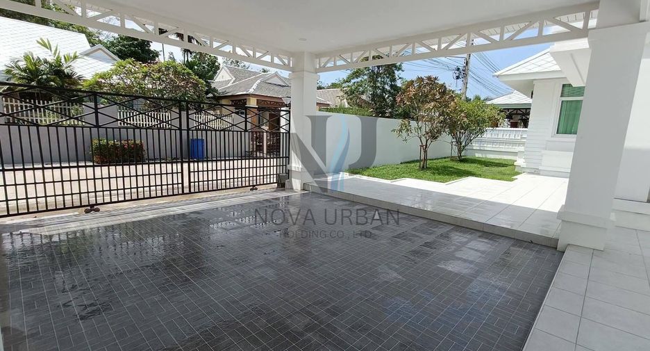 For rent 3 bedrooms house in Bang Lamung, Chonburi