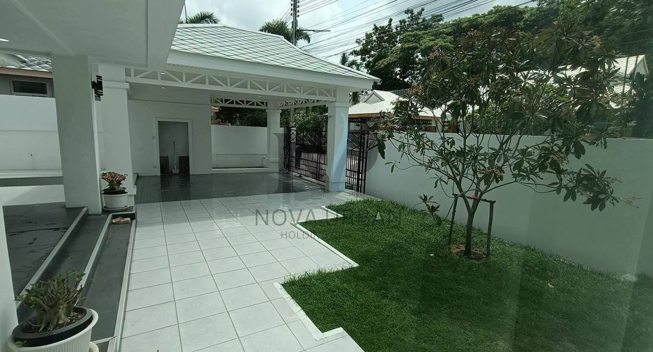 For rent 3 bedrooms house in Bang Lamung, Chonburi