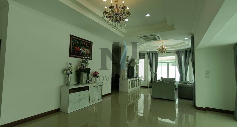 For rent 3 bedrooms house in Bang Lamung, Chonburi