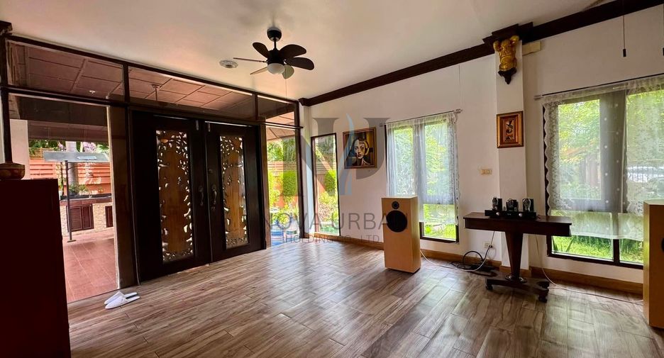 À vendre 3 chambres maison à Jomtien, Pattaya
