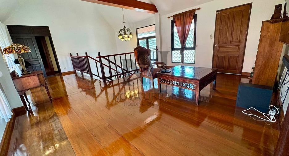 À vendre 3 chambres maison à Jomtien, Pattaya
