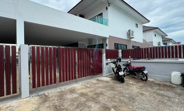 Villa zur Miete mit 5 Zimmer in Bang Lamung, Chonburi