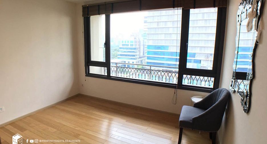 À louer 2 chambres condo à Pathum Wan, Bangkok