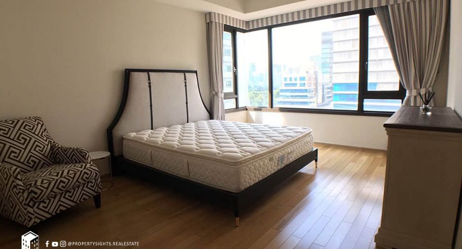 À louer 2 chambres condo à Pathum Wan, Bangkok