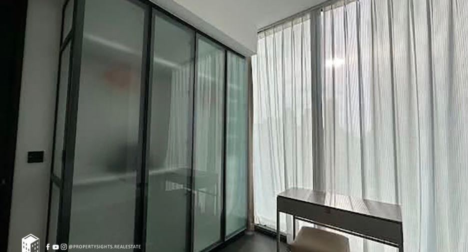 For rent 1 bed condo in Sathon, Bangkok