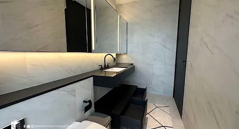 For rent 1 bed condo in Sathon, Bangkok