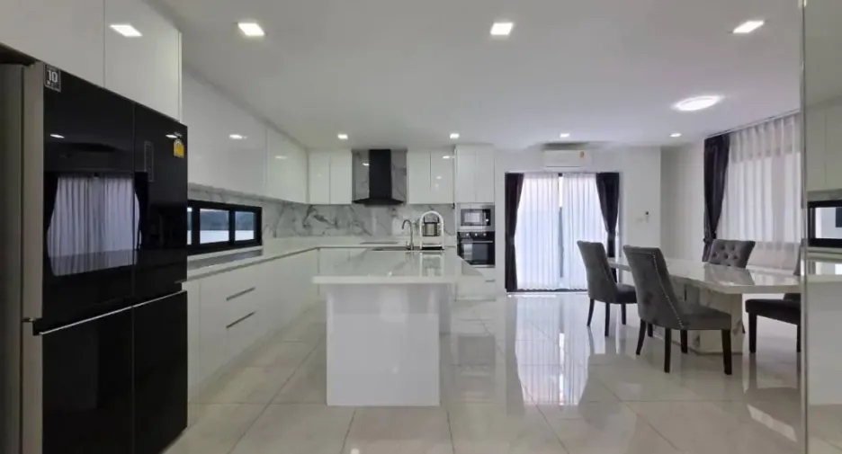 For rent 3 bedrooms house in Bang Lamung, Chonburi