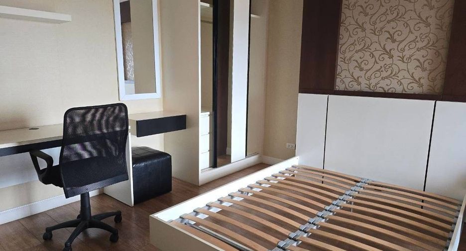 For sale 2 ベッドルーム condo in Mueang Chiang Mai, Chiang Mai