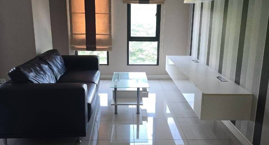 For sale 2 ベッドルーム condo in Mueang Chiang Mai, Chiang Mai