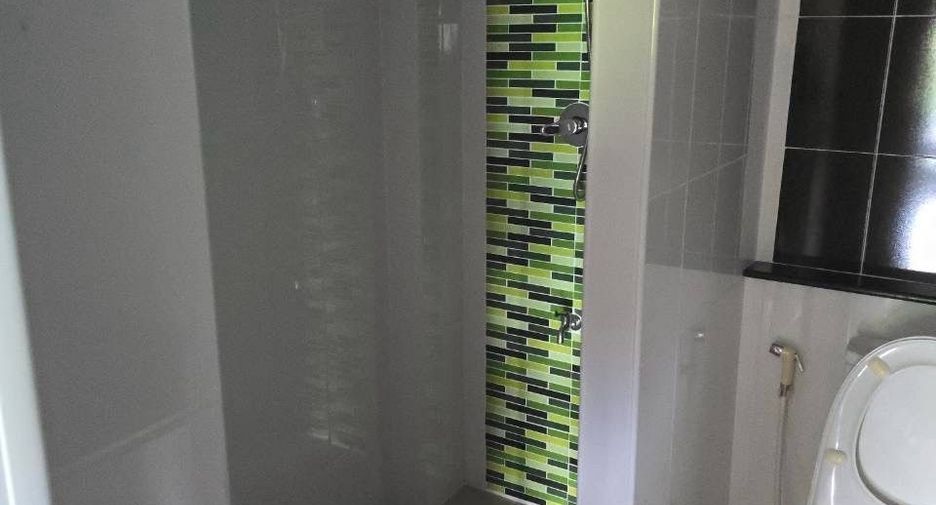 For sale 2 ベッドルーム condo in Mueang Chiang Mai, Chiang Mai