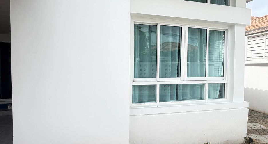 À louer 3 chambres maison à Mueang Phuket, Phuket
