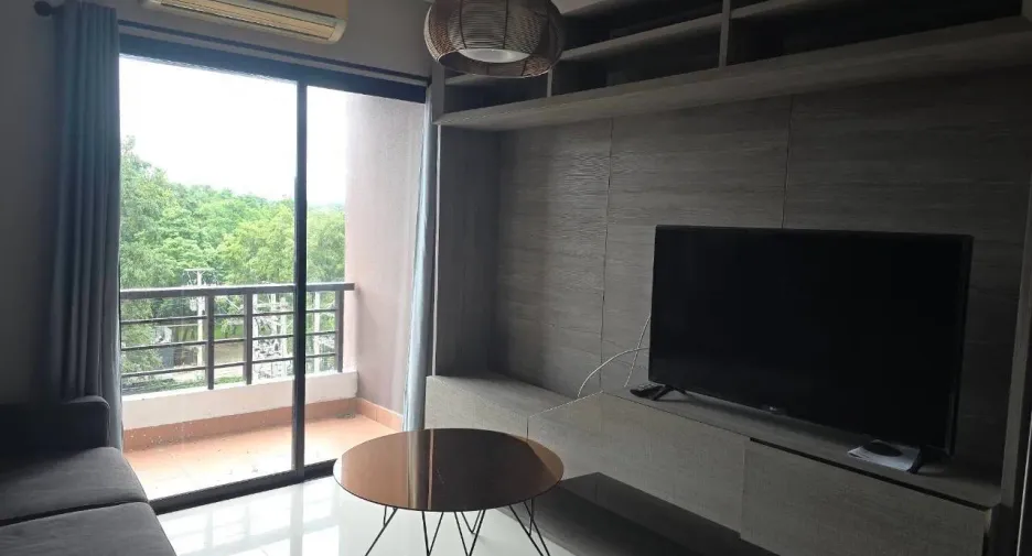 For sale 2 ベッドルーム condo in Mueang Chiang Mai, Chiang Mai