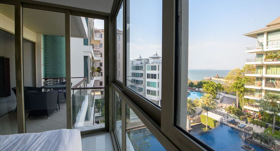For sale 1 bed condo in Bang Lamung, Chonburi