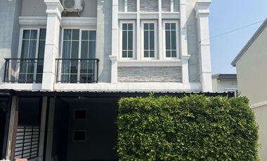 Reihenhaus zum Kauf mit 3 Zimmer in Prawet, Bangkok