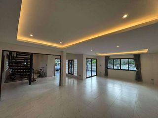 Casa en alquiler de 5 habitaciones en Hang Dong, Chiang Mai