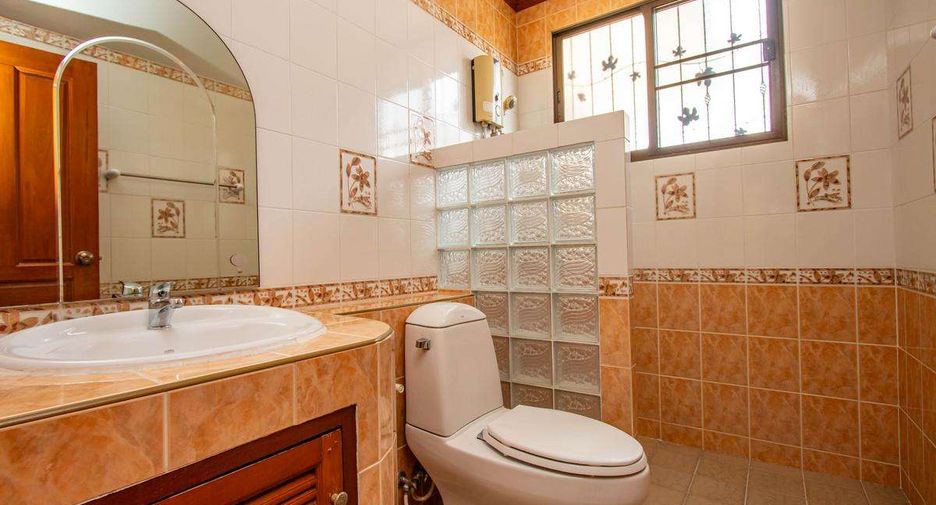 Casa en alquiler de 2 habitaciones en Mueang Chiang Mai, Chiang Mai