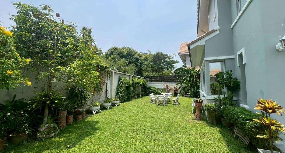 À louer 4 chambres maison à Doi Saket, Chiang Mai