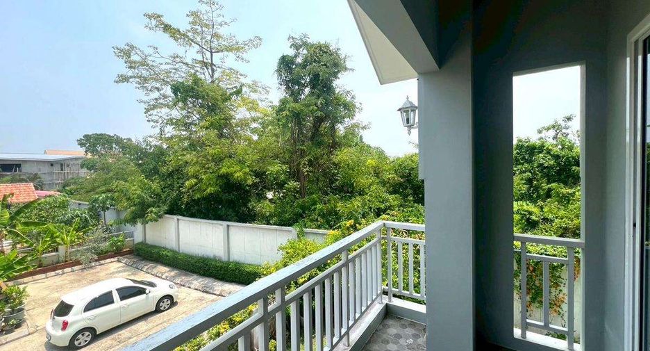 À louer 4 chambres maison à Doi Saket, Chiang Mai