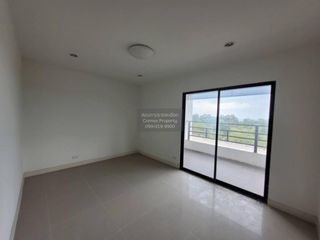 Condo en venta de 2 habitaciones en Mueang Chon Buri, Chonburi