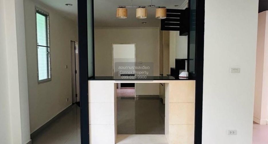 Casa en venta de 3 habitaciones en Bang Khun Thian, Bangkok