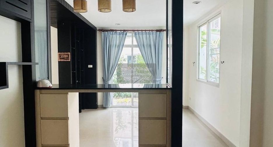 Casa en venta de 3 habitaciones en Bang Khun Thian, Bangkok