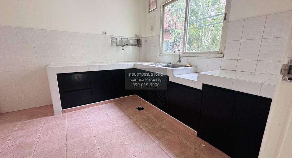Casa en venta de 3 habitaciones en Bang Khun Thian, Bangkok