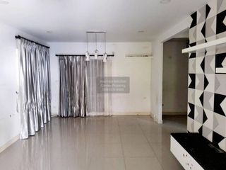 Casa en venta de 3 habitaciones en Bang Khun Thian, Bangkok