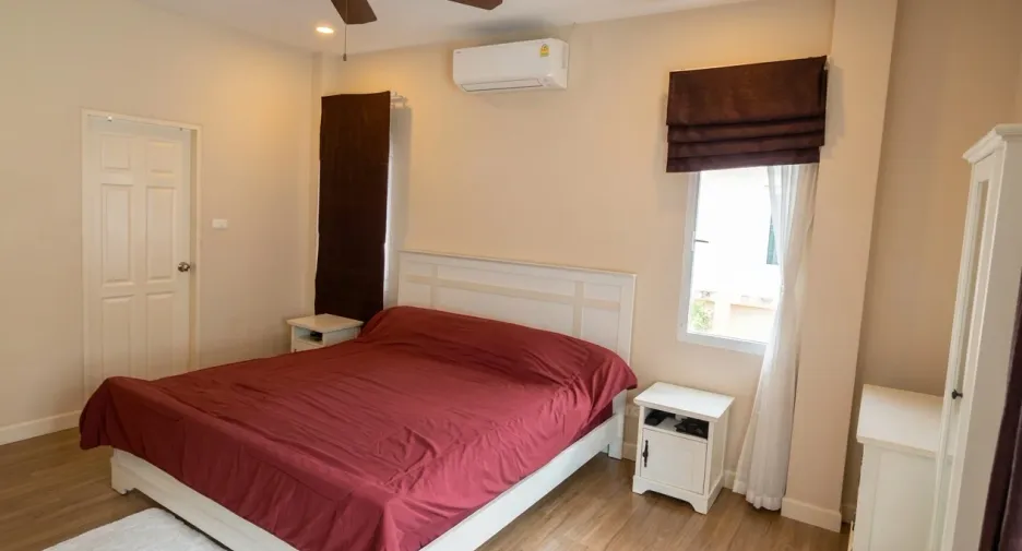 À vendre 2 chambres maison à Bang Saray, Pattaya