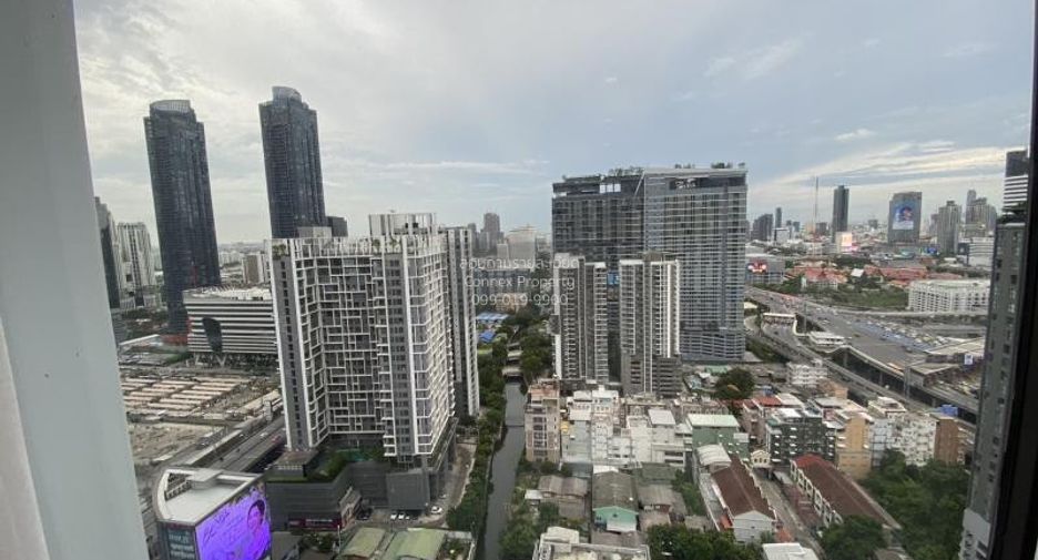 À louer 2 chambres condo à Huai Khwang, Bangkok