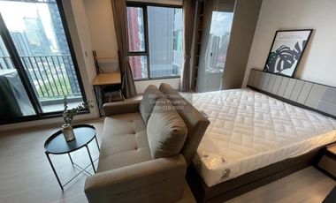 À louer 1 chambre condo à Huai Khwang, Bangkok