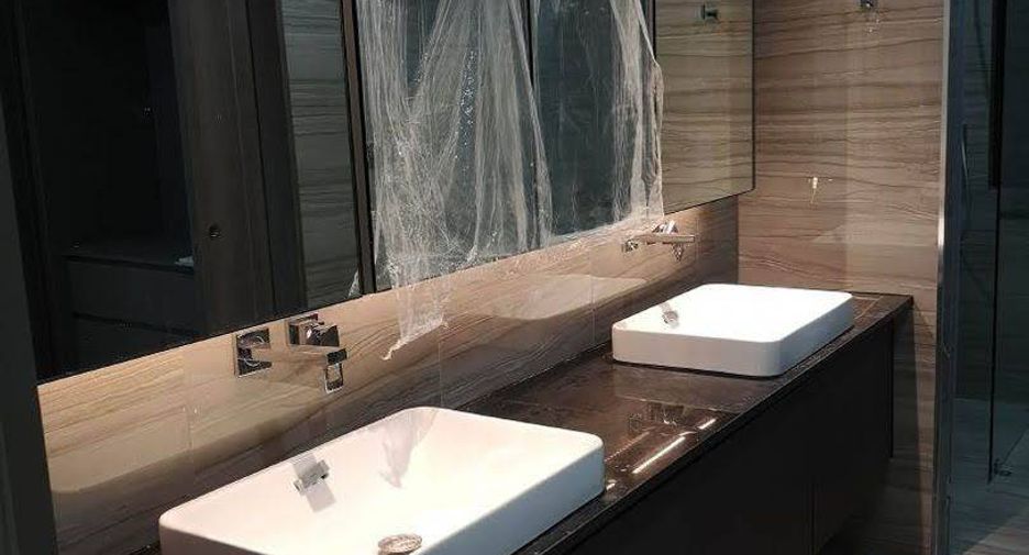 Wohnung zum Kauf mit 3 Zimmer in Pathum Wan, Bangkok