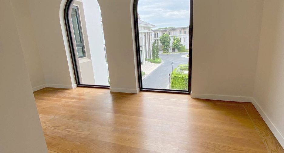 Haus zum Kauf mit 6 Zimmer in Saphan Sung, Bangkok