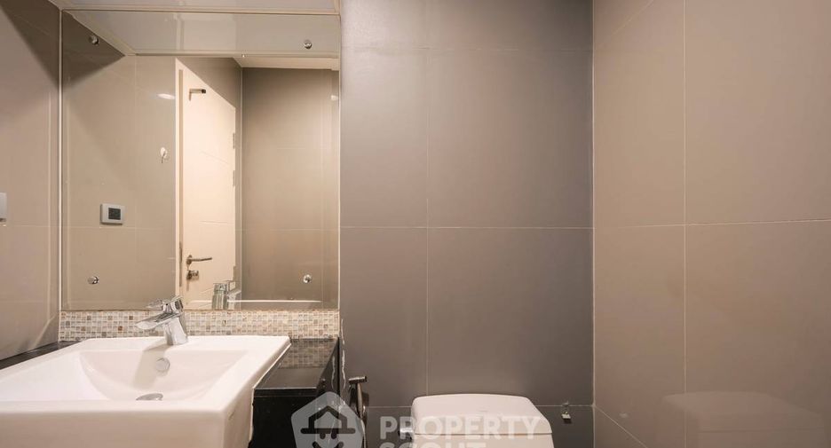 For rent 1 bed condo in Khlong Toei, Bangkok