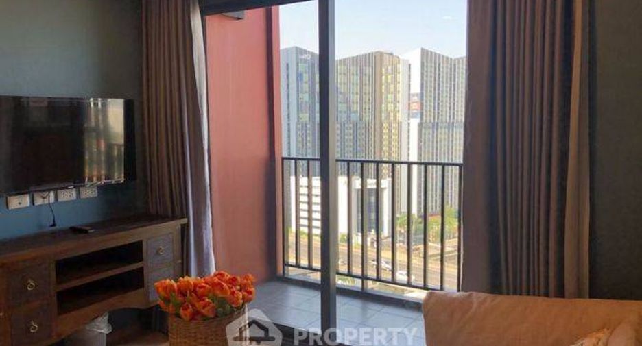 For rent 2 bedrooms condo in Bang Kapi, Bangkok