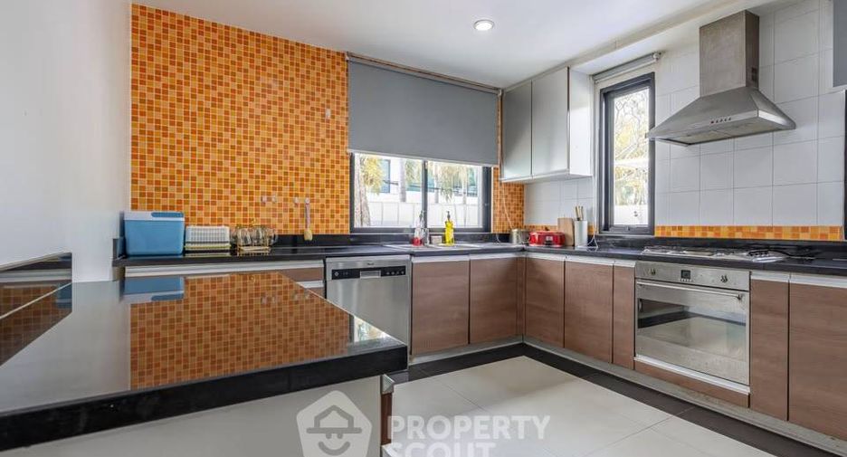 Haus zur Miete mit 3 Zimmer in Bang Lamung, Chonburi