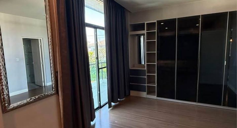 For rent 4 bedrooms house in Prawet, Bangkok