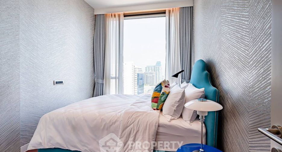 For rent 2 bedrooms condo in Watthana, Bangkok