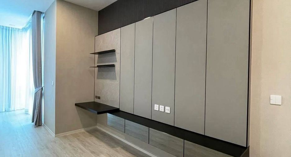 Haus zur Miete mit 4 Zimmer in Saphan Sung, Bangkok