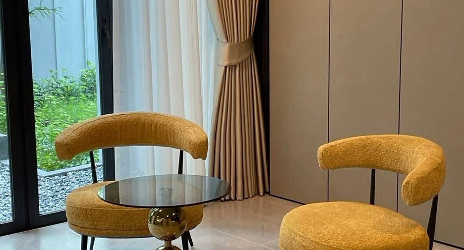Haus zur Miete mit 4 Zimmer in Saphan Sung, Bangkok