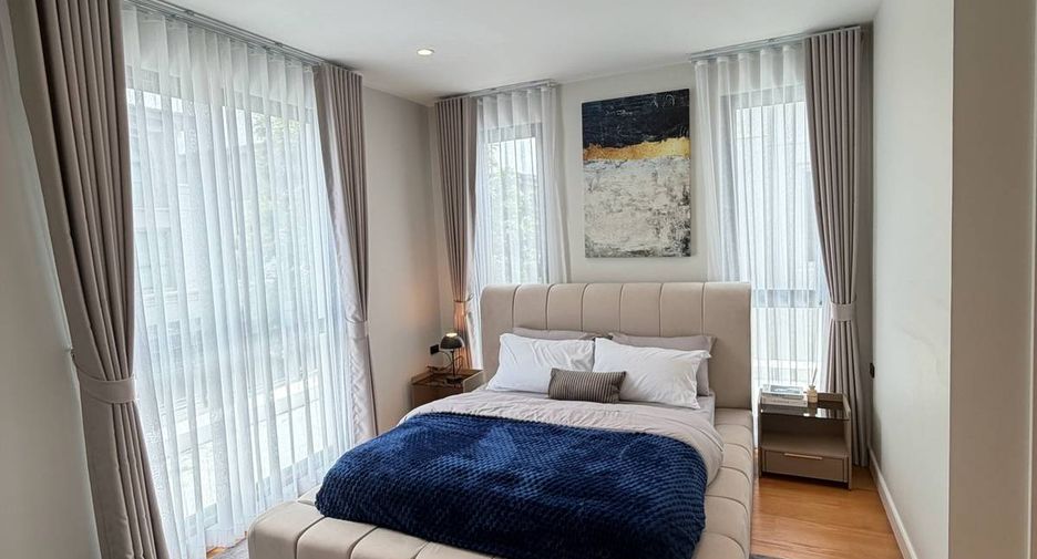 Haus zur Miete mit 5 Zimmer in Saphan Sung, Bangkok