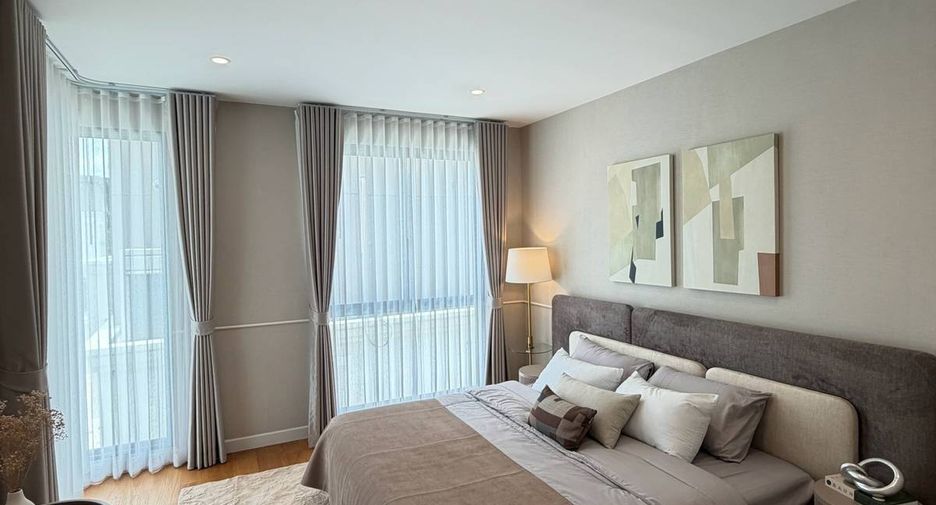 Haus zur Miete mit 5 Zimmer in Saphan Sung, Bangkok